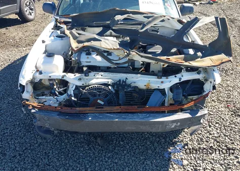 1997 Toyota Corolla Std z USA, uszkodzony, nr VIN 1NXBA02E5VZ608848